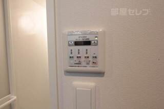 浴室乾燥付きで衣類も痛みません