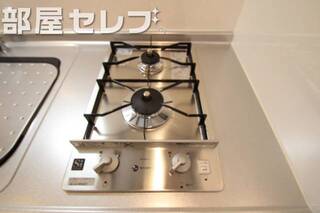 2口ガスキッチンで料理もスムーズです。