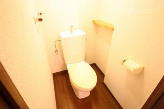 トイレで考え事でも