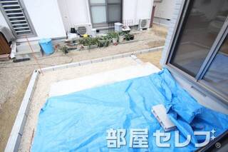 広い庭です。
