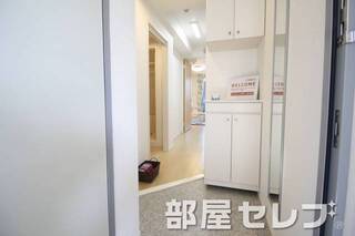 玄関口。