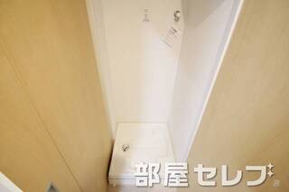 室内洗濯機置き場。