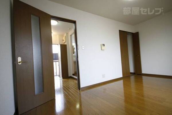 別号室の写真参照