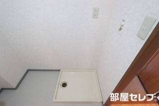 洗濯機は室内に置けます。