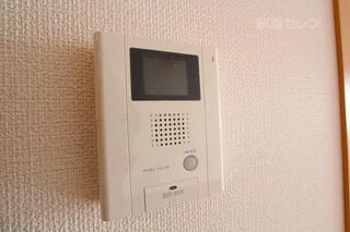 テレビモニターホンで来客時も確認ができます。