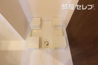 301号室の写真になります。反転タイプです。