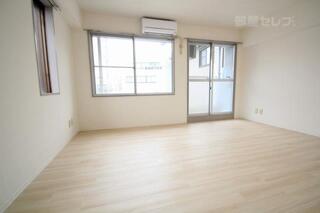 角部屋の写真のコピーです。
