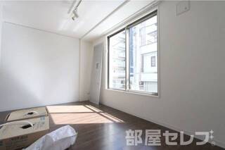 ※205号室の写真を流用しています。