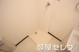 室内洗濯置場。