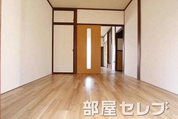 明るくてキレイなお部屋です。