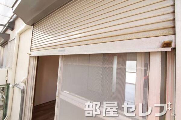 防犯シャッターです。