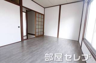 ２階洋間です。