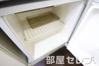 ミニ冷蔵庫。
