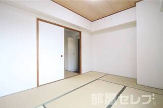 ※703号室の写真を流用しています。