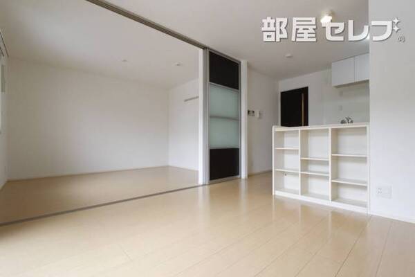 ※102号室の写真です（反転タイプ）