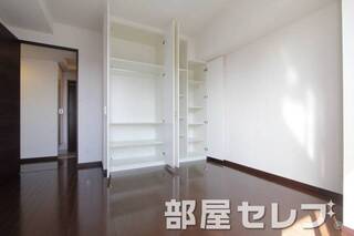 寝室。