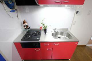 ※部屋によって色が異なる場合があります。
