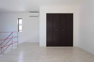 明るい居室がございます