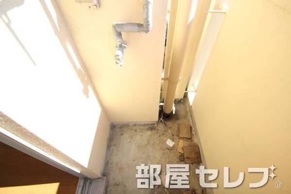 洗濯機はこちらへ。