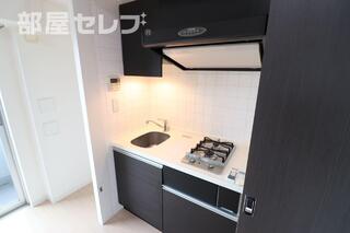 洗面所とウォシュレットトイレ
