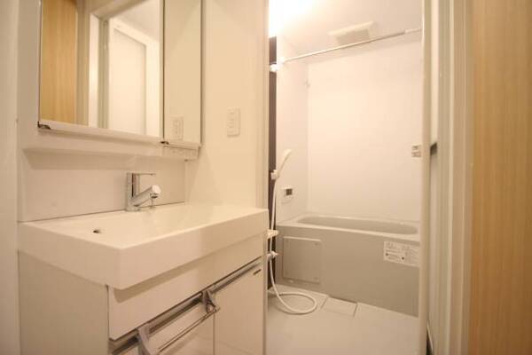 同タイプの他のお部屋の写真です。