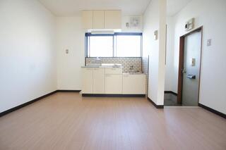 明るいお部屋です