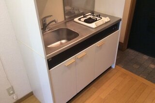 1口ガスコンロの付いたガスキッチン。