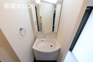ワイドシンクの独立洗面台