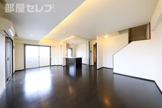 19帖の広々リビング。