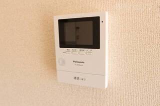 これで安心。TVモニターホンです。