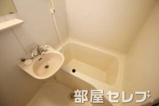 お風呂もきれいにしています。