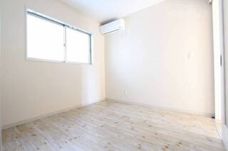 エアコン全部屋ついております。