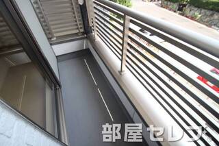 バルコニーもありますよ。