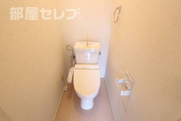 トイレ。