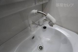 洗面所のノズルが伸びます