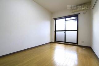 反転タイプのお部屋の写真です。