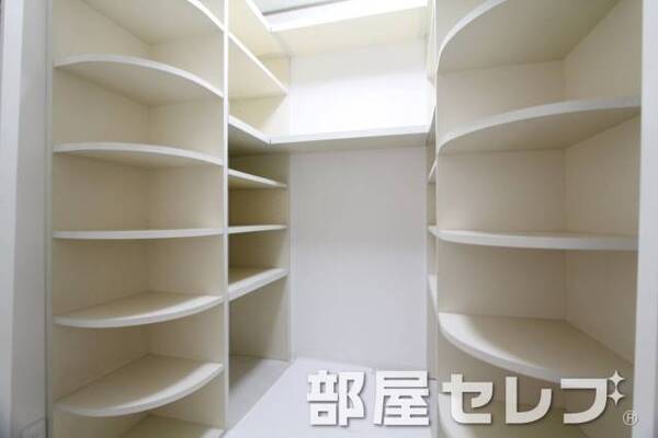大収納。