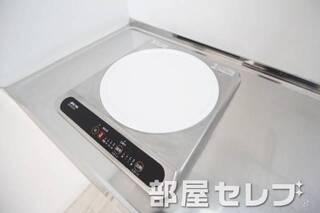 1口電気コンロ。