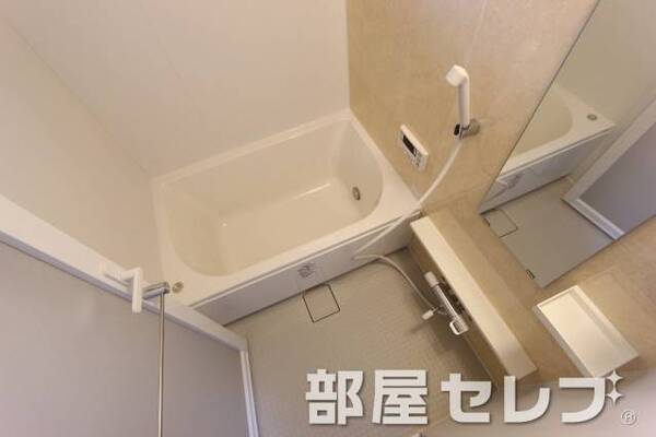 浴室も新しくなってます。