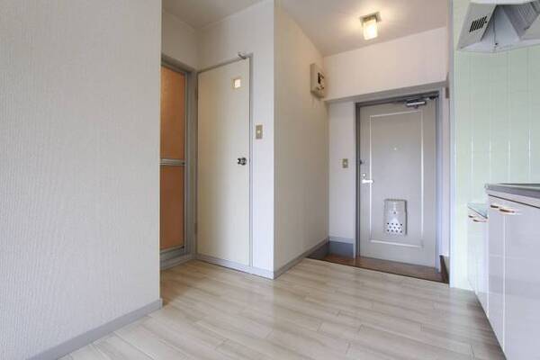 ※305号室室内参照