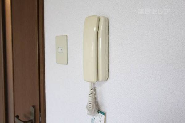※他号室の写真です