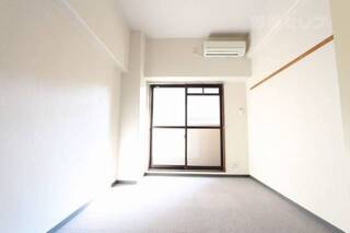 ※402号室内装写真参照
