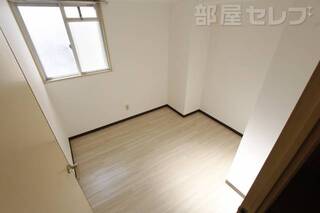 601号室撮影。