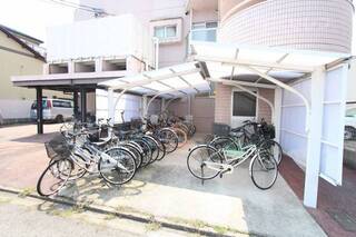 ※302号室の内装写真参照