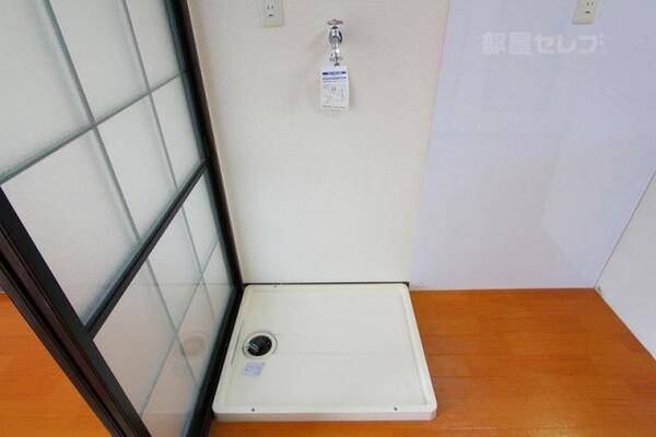室内洗濯機置き場です。