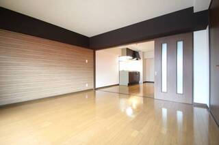 広々したお部屋で生活しやすいですね。
