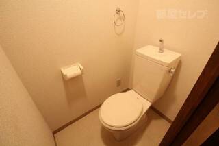 人気の独立したトイレです