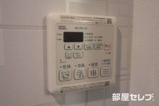 浴室乾燥機も付いています