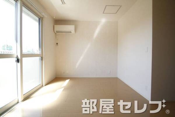 ダイニングルーム。
