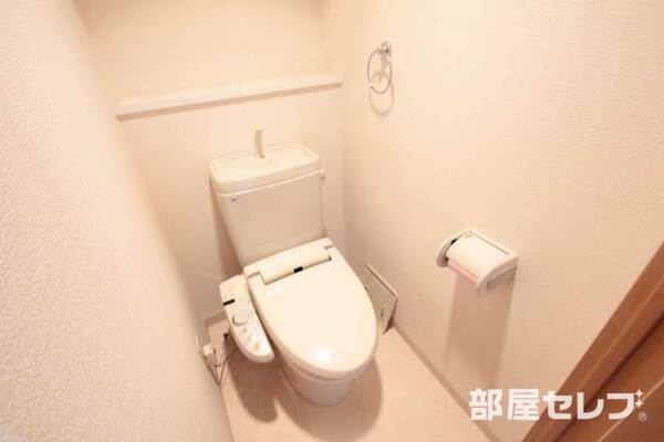 お手洗いはこちらです